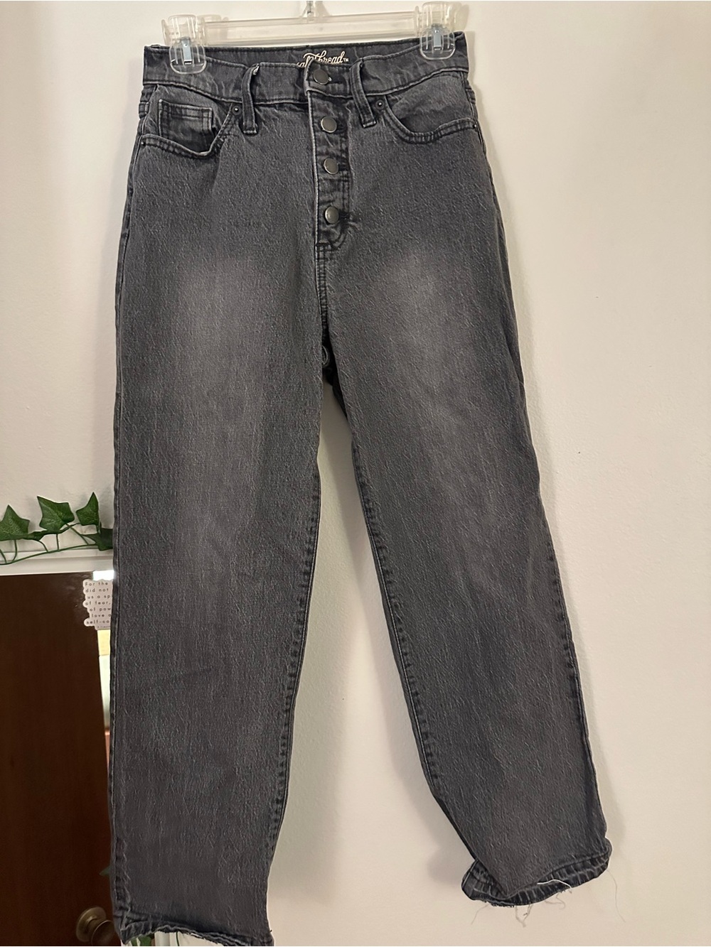 Universal Thread Women's Charcoal Gray Boyfriend Jeans